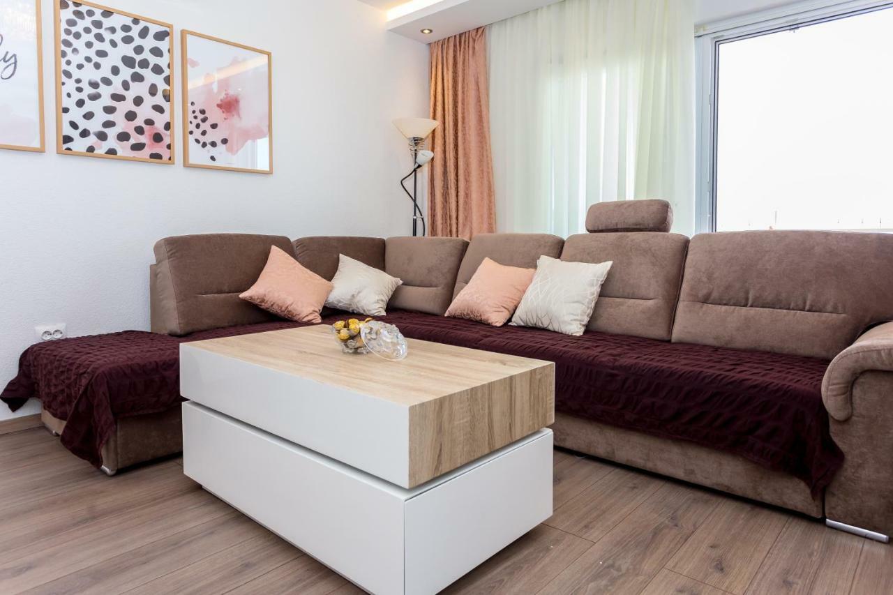 Apartments Iva Brstilo Omiš Εξωτερικό φωτογραφία