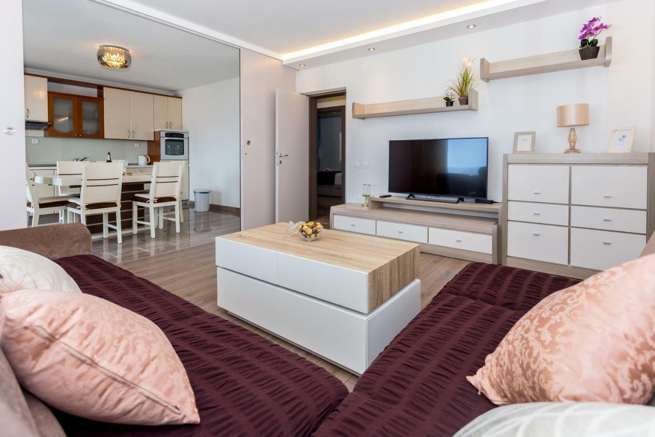 Apartments Iva Brstilo Omiš Εξωτερικό φωτογραφία