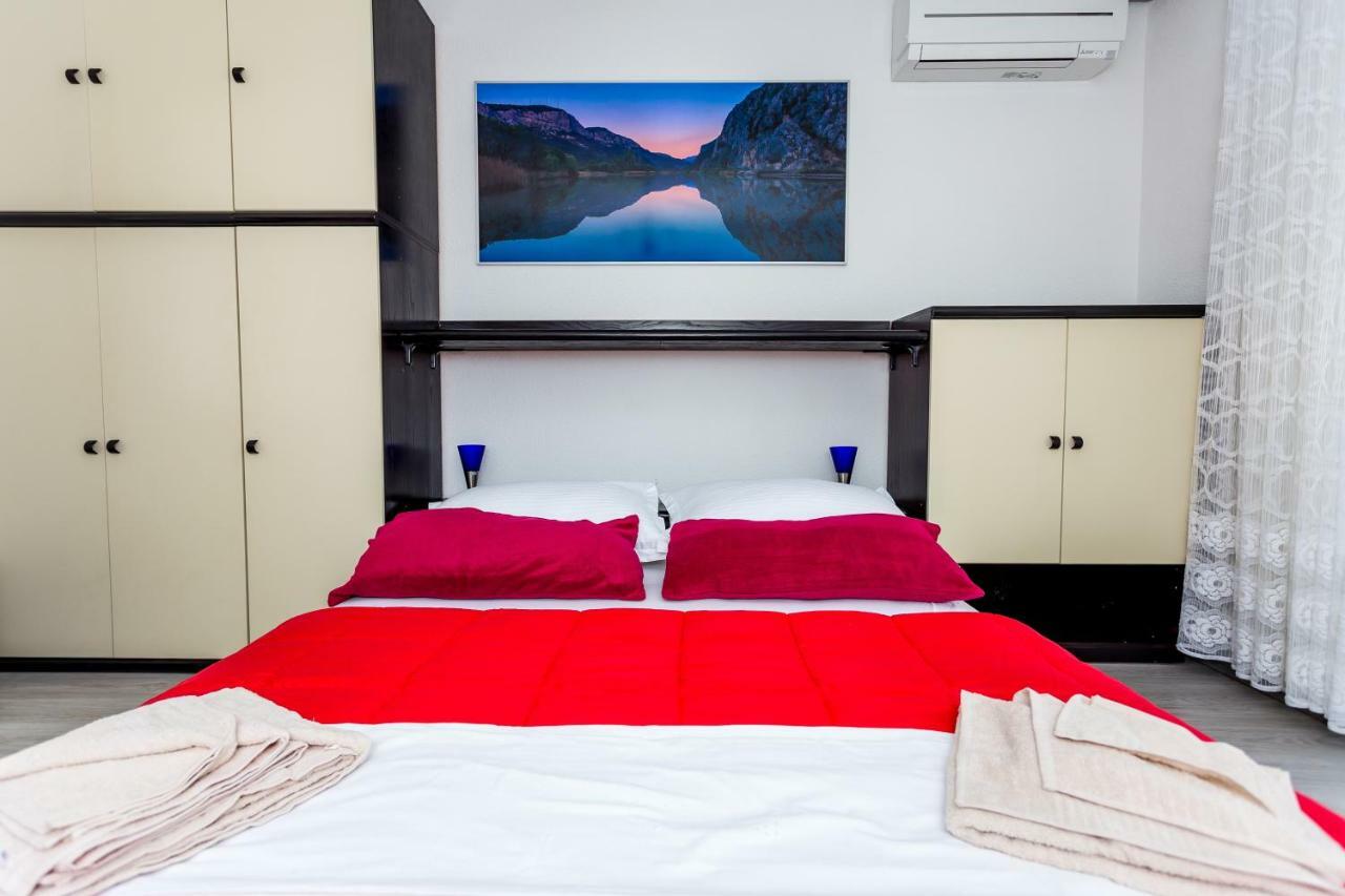 Apartments Iva Brstilo Omiš Εξωτερικό φωτογραφία