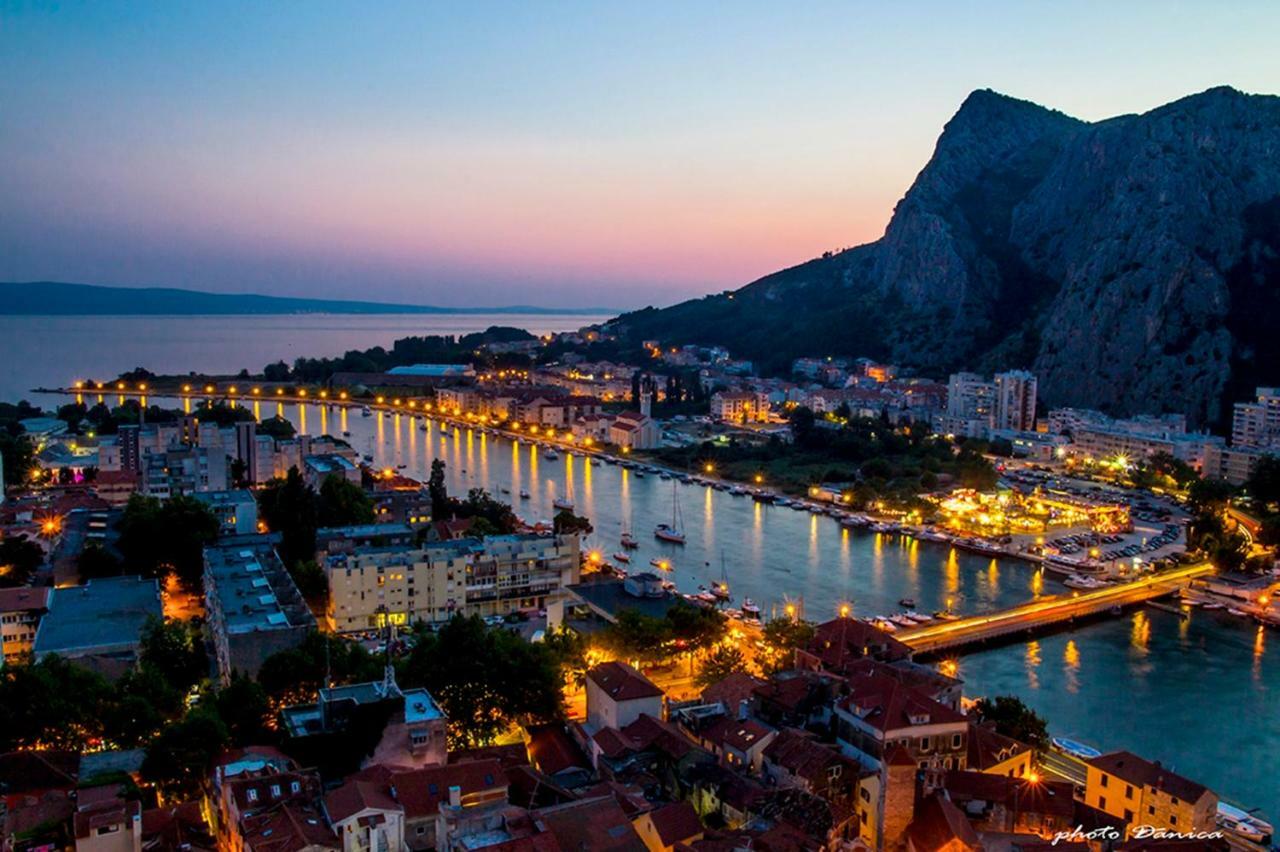Apartments Iva Brstilo Omiš Εξωτερικό φωτογραφία