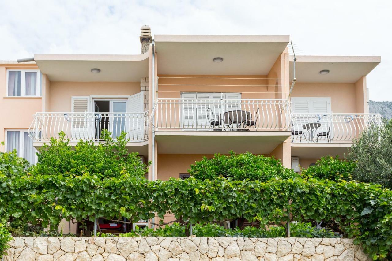 Apartments Iva Brstilo Omiš Εξωτερικό φωτογραφία