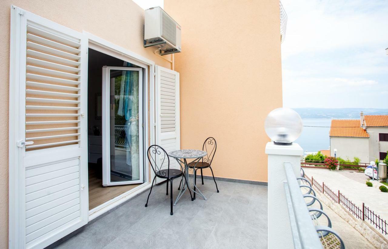 Apartments Iva Brstilo Omiš Εξωτερικό φωτογραφία