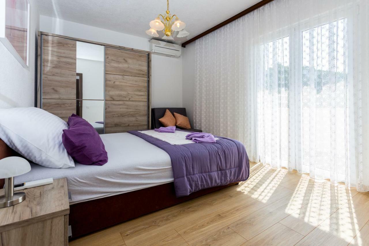 Apartments Iva Brstilo Omiš Εξωτερικό φωτογραφία